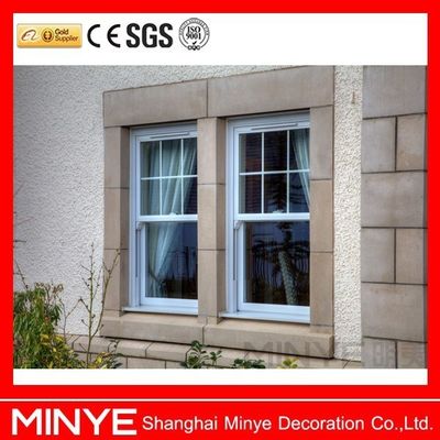 바람에 견딜 수 있는 UPVC/PVC 수직 슬라이딩 윈도우 그릴 디자인