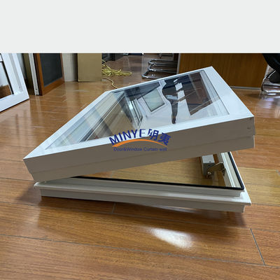 알루미늄 합금 프레임과 내장 블라인드와 함께 OEM 맞춤형 전기 지붕 천막