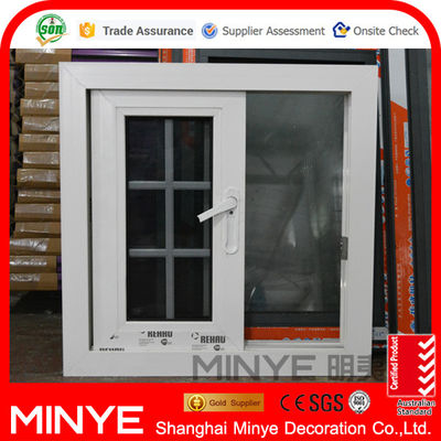 REHAU PVC 슬라이딩 창구 스테인레스 스틸 그릴과 맞춤형 및 내구성