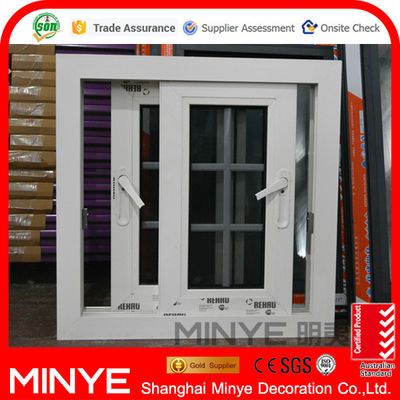 REHAU PVC 슬라이딩 창구 스테인레스 스틸 그릴과 맞춤형 및 내구성