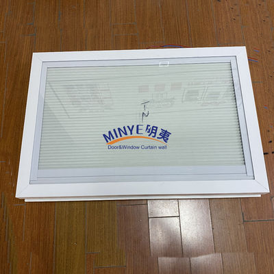 알루미늄 합금 프레임과 내장 블라인드와 함께 OEM 맞춤형 전기 지붕 천막