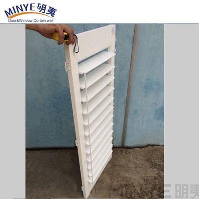 내구성 있는 디자인 친환경 PVC 플라스틱 블레이드 플랜테이션 창문 창문 셔터 상하이