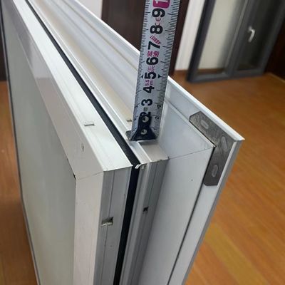 두 배 가열 된 유리 알루미늄 고정 창문 수평 개방 패턴 세 개의 유리