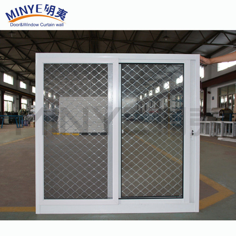 혁신적인 맞춤형 색상 소음 살상 PVC/UPVC 슬라이딩 창구
